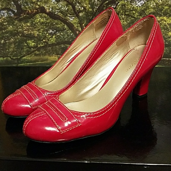 liz claiborne red shoes